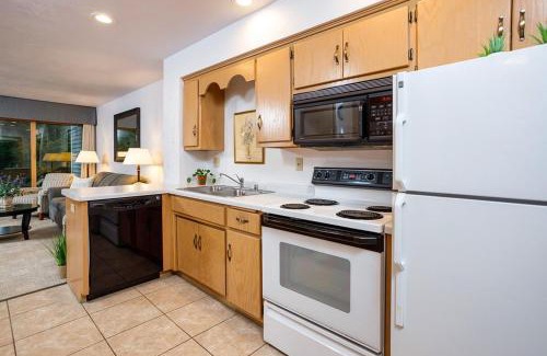 Fish Creek House | Relaxing Busy Bee C-7 by Simple Life Rentals