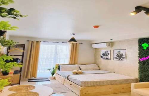 Lapu-Lapu Condo | Relaxing Compfy Studio w/Balcony-Pool View