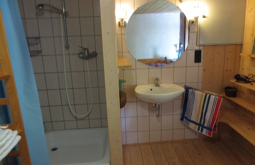 Zimmern unter der Burg Other | Relaxing in an idyllic self-catering house in the middle of nature