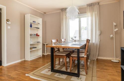 Stalldalen House | Relaxing Family Home Near The Lake