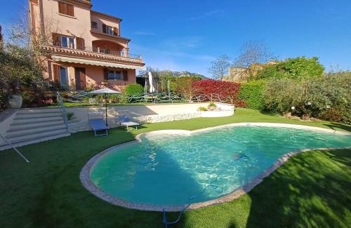 Faetano Apartment | Relaxing farmhouse
