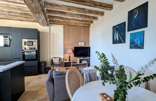 Saint-Cyran-du-Jambot Cottage | Relaxing stay in Berry near Zoo de Beauval