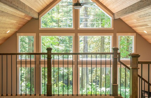 Yacolt House | Relaxing getaway! East Fork of the Lewis River
