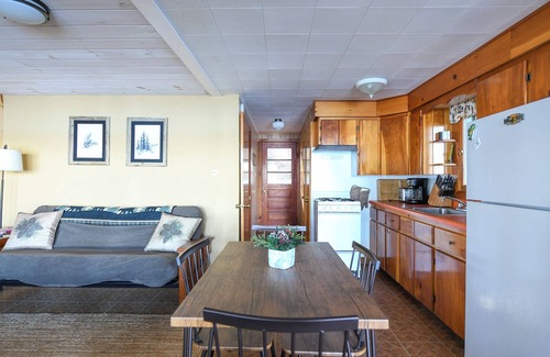 Sebago Cottage | Relaxing Getaway on Peabody Pond; Cozy 1-bedroom cottage 30' from the water!