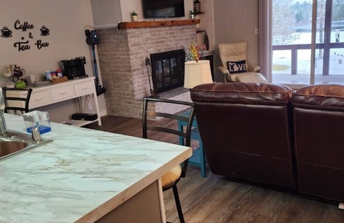 Tower House | Relaxing getaway with A/C, high speed wifi, kayaks, and is dog friendly.