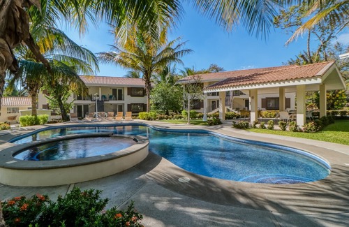 Coco Apartment | Relaxing, ground-floor apartment w/ a shared pool & pool spa in Playa del Coco