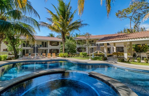 Coco Apartment | Relaxing, ground-floor apartment w/ a shared pool & pool spa in Playa del Coco