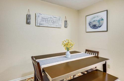 Helotes Apartment | Relaxing Helotes Apt 7 Mi to UT at San Antonio!