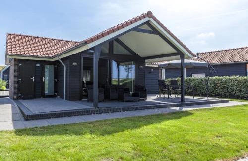 Kattendijke House | Relaxing Home Close to Diving Spots