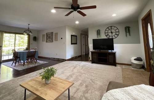 Treasure Lake House | Relaxing home located in Treasure Lake