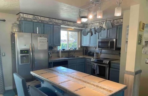Tri-Cities Apartment | Relaxing home near beautiful river pathway