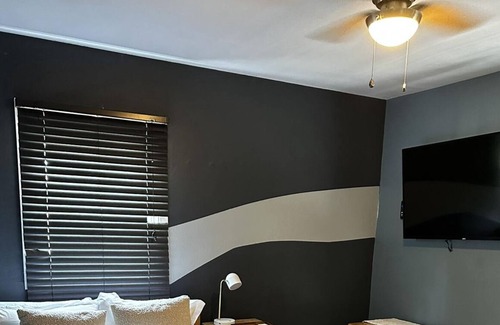 Port Byron House | Relaxing home to unwind
