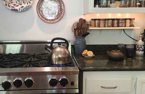 Corona Heights House | Relaxing Home with Sweeping Views, Chef's Kitchen and Hot Tub in Center of SF