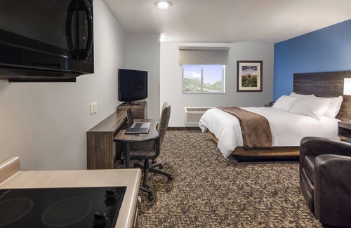 Randolph Center Hotel | Relaxing Randolph Retreat | Close to Trails, Free Parking w/Kitchen
