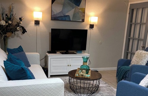 Watsonville Cottage | Relaxing retreat cottage