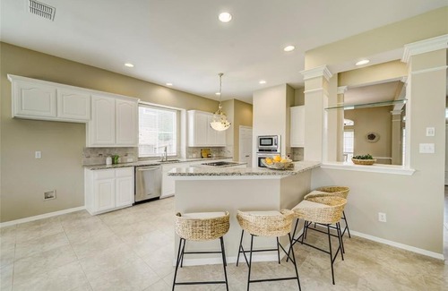 Prosper House | Relaxing Retreat Space