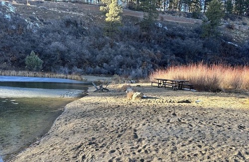 Durango - Purgatory Condo | Relaxing River Front Retreat - Lakes too! Studio Condo with Kitchen