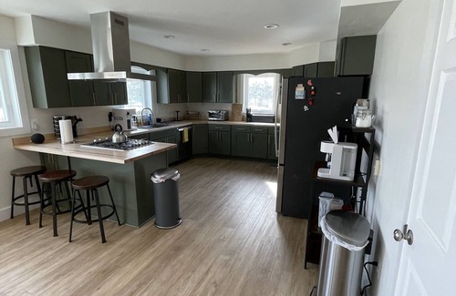 Cambridge House | Relaxing, spacious 5BR house on the Hudson Creek in charming Cambridge