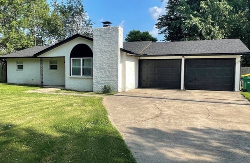 Bentonville - Fayetteville House | Relaxing, Spacious, Quiet, Ranch-style Getaway