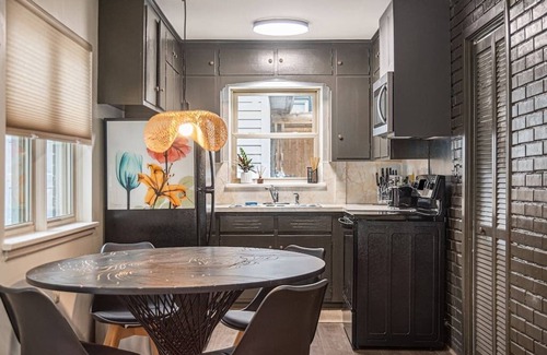 Benson House | Relaxing Spot with Zen Garden & Year-Round Hot Tub!