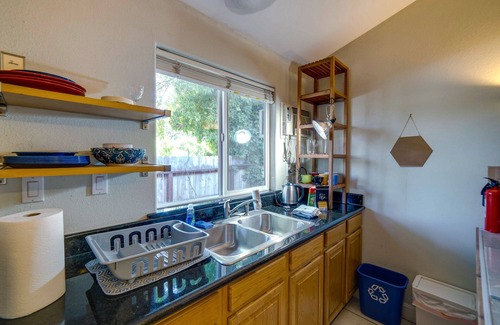 Ukiah Apartment | Relaxing Ukiah Retreat - Steps From Downtown!