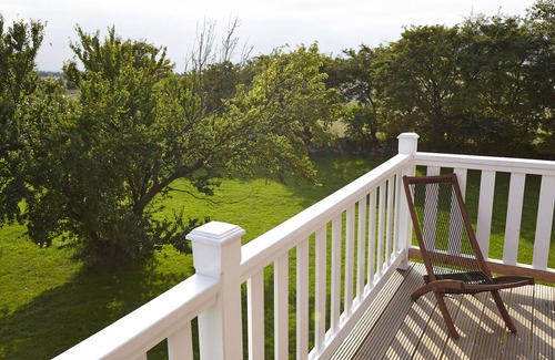 Strukkamp Apartment | Relining! Familyfriendly. Bright. Lots of space. picture window