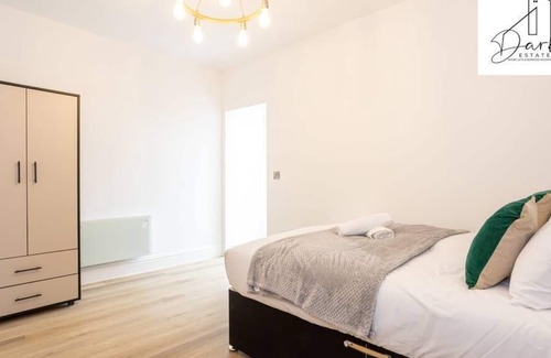 Walkden Apartment | Relocation | Business | Families -40% OFF- Monthly