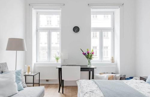 Roßau Apartment | Relocation or expats, only long term stay! 2 min to U4 Rossauer Lände