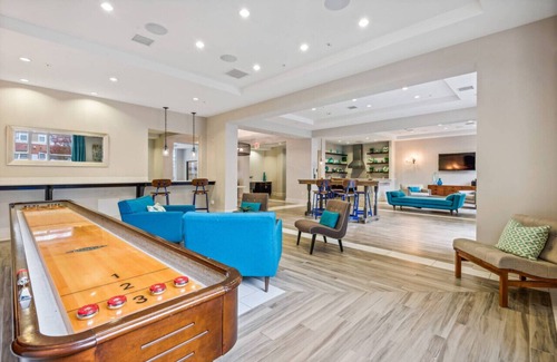 Charlotte Condo | Reluxme | Lux 2BR Near South Charlotte in Ayrsley