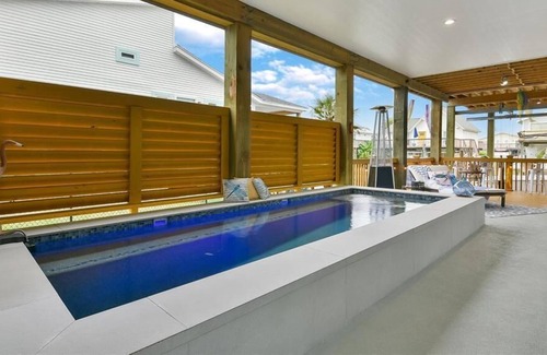 Isla Del Sol House | Remarkable home w/ pool, large balcony, and canal views