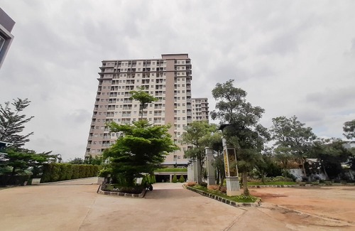 Ciputat Hotel | Remarkable Studio at Baileys City Apartment
