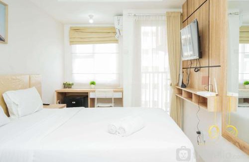 Ciputat Apartment | Remarkable Studio at Baileys City Apartment By Travelio