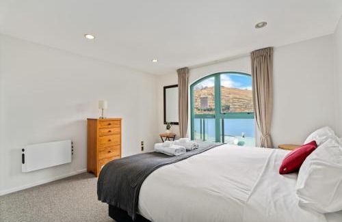 Queenstown Apartment | Remarkables Retreat 10