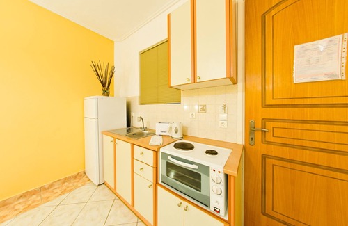 Amoudi Hotel | Remezzo apartments Classic, an amazing experience close to the beach.