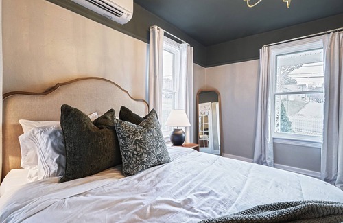 Glen Rock Bed & Breakfast | Remodeled 1904 Farmhouse turned Bed and Breakfast, a Pond Side Retreat
