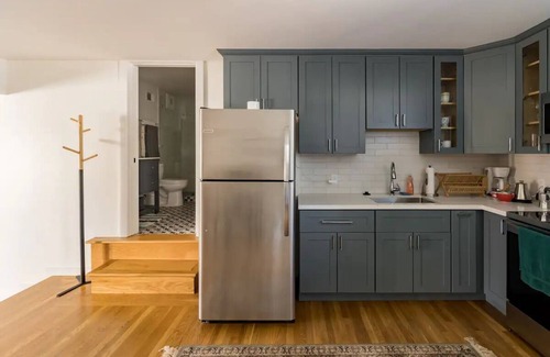 Inner Sunset Apartment | Remodeled 1BR Garden Apt in a perfect location