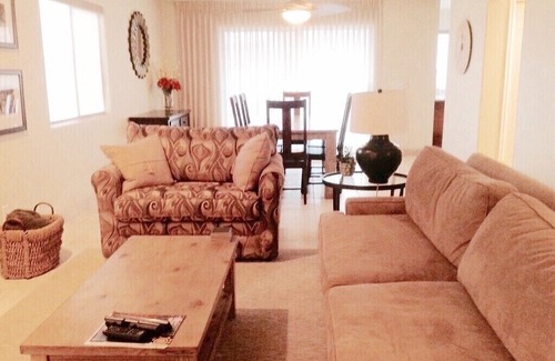 St. George Condo | Remodeled 2 Bed 2 Bath Las Palmas Condo with access to Las Palmas Resort pools.