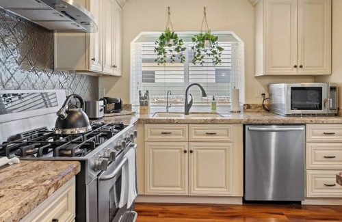 Highland Hills House | Remodeled 3BR Vegas Pool House with Arcade