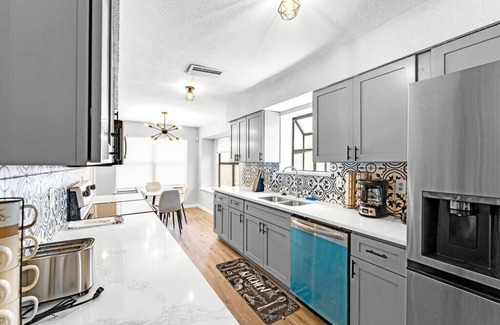 Northeast Carrollton House | Remodeled 4BR w/pool table, Pingpong, Air Hockey