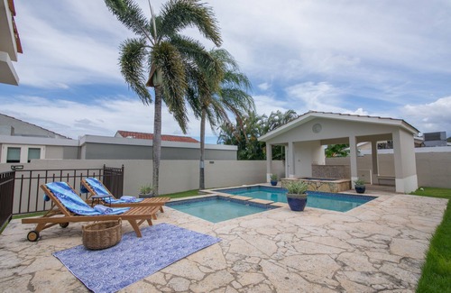 Sabanera Dorado Villa | Remodeled 4BR+ w/private pool and close driving to beach