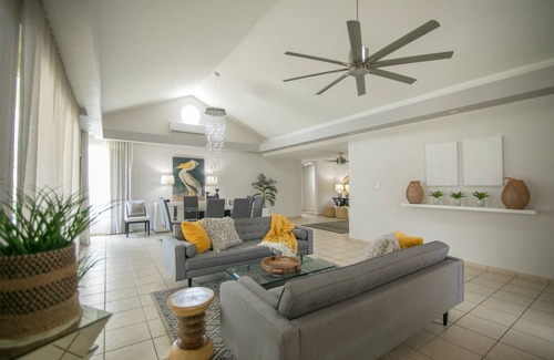Sabanera Dorado Villa | Remodeled 4BR+ w/private pool and close driving to beach
