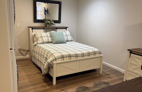 Salinas House | Remodeled Cozy Retreat Close to Downtown Salinas & 25 mins to Monterey