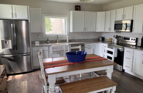 Leiters Ford Other | Remodeled farmhouse 3 miles from Culver Academies