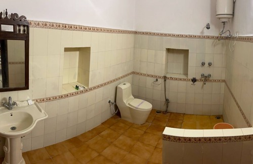 Bhindar Other | Remodeled historical 446-year-old nPalace built in 1578 AD, Suite rooms