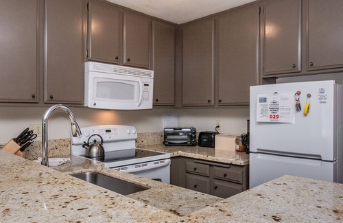 Mammoth Lakes Condo | Remodeled Nov ‘22 Cozy Mammoth Condo - Walking Distance to Canyon Lodge