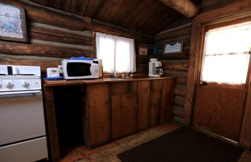Clark House | Remote Cabin Rental near Pearl Lake in Mountains of Clark, Colorado