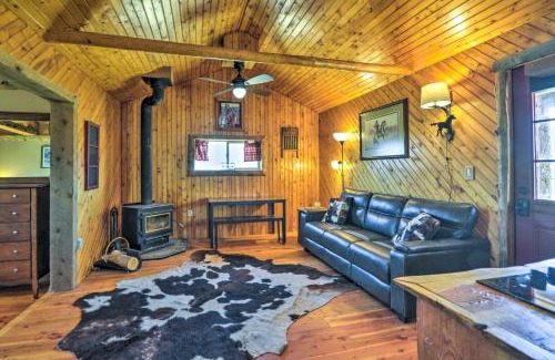 Clark House | Remote Escape Clark Home with Incredible View