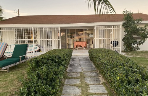 Adelaide House | Remote sandy beach, Chill in nature and adventures of the sea at a beach cottage