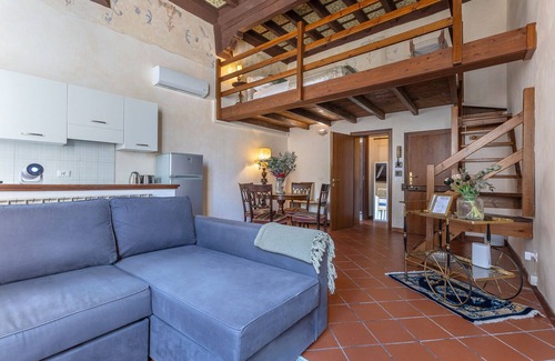 Ferrara House | Renaissance Suite - Ferrara