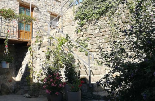 Ponte Nizza House | Renewed old stone house of 240 squared meters with porches garden and woods